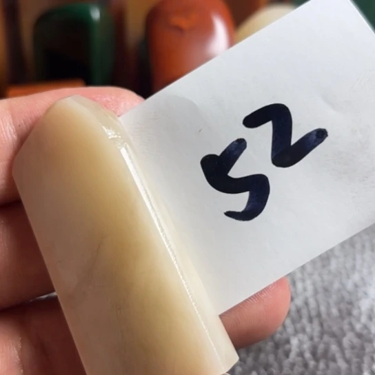 老挝石下***次老挝和老挝