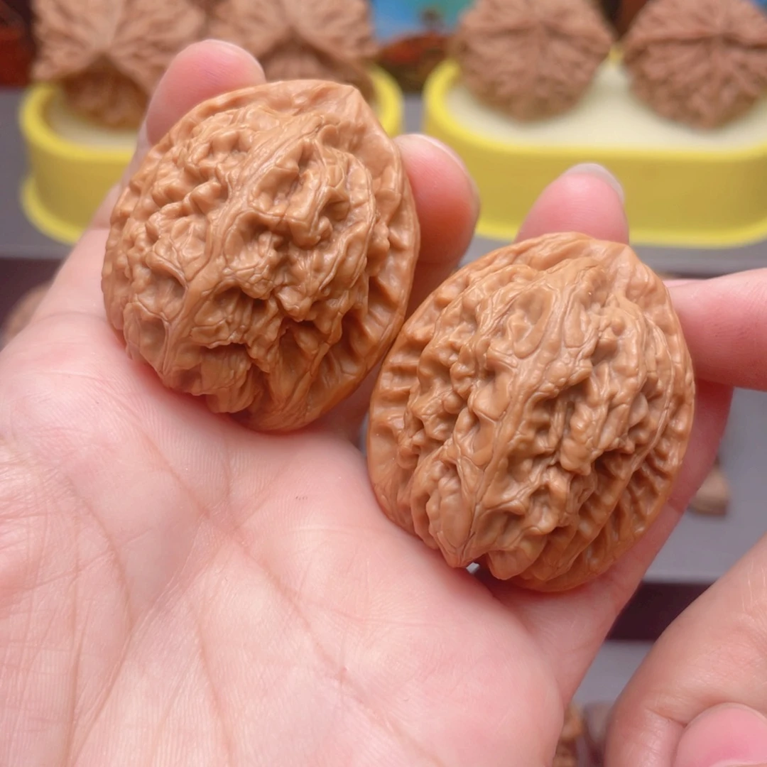 把件文玩核桃红锦鲤41