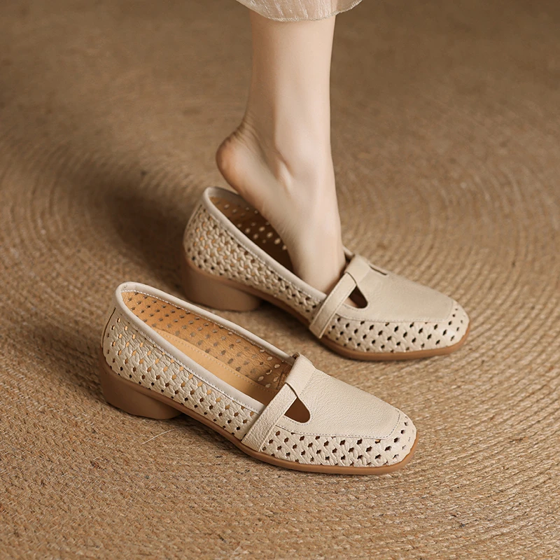 真皮镂空方头夏季洞洞鞋小香风百搭单鞋新款软底不累脚穆勒女凉鞋