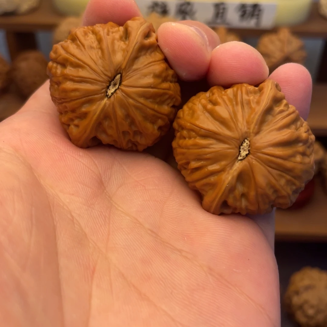 九***伞文玩核桃吊坠铁锤37