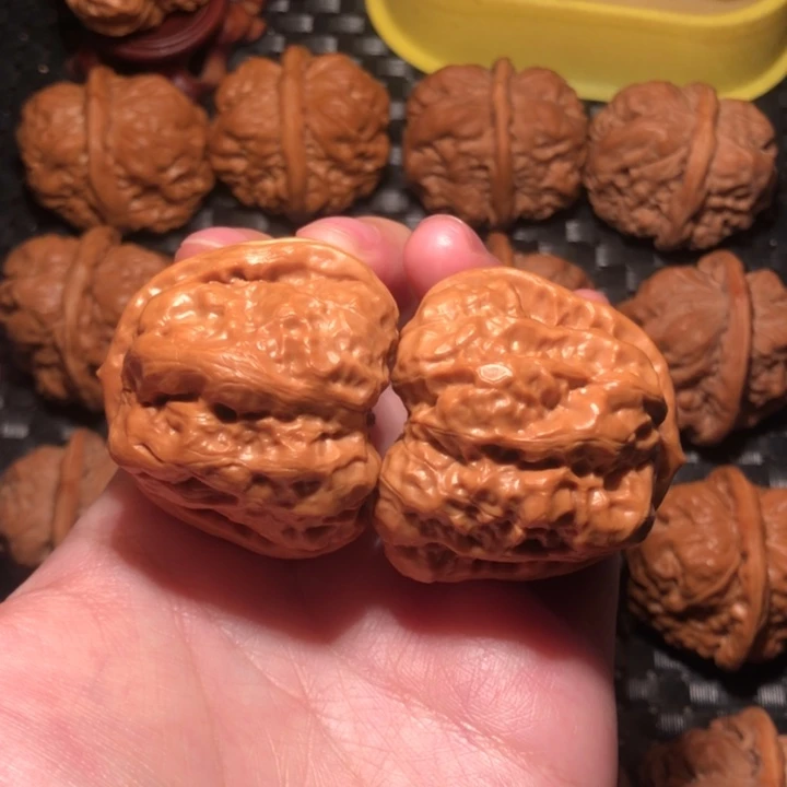 文玩核桃把件42开背肌肉蛙