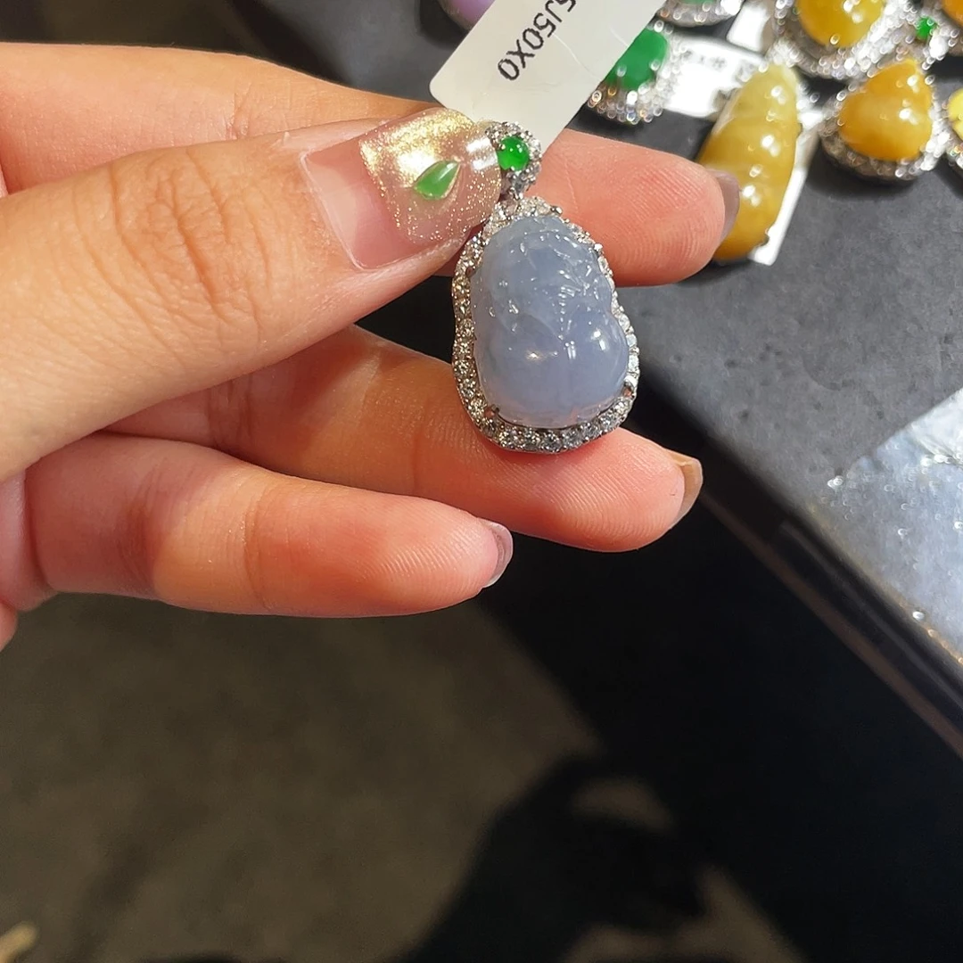 湖***司翡翠银S925镶嵌颈饰