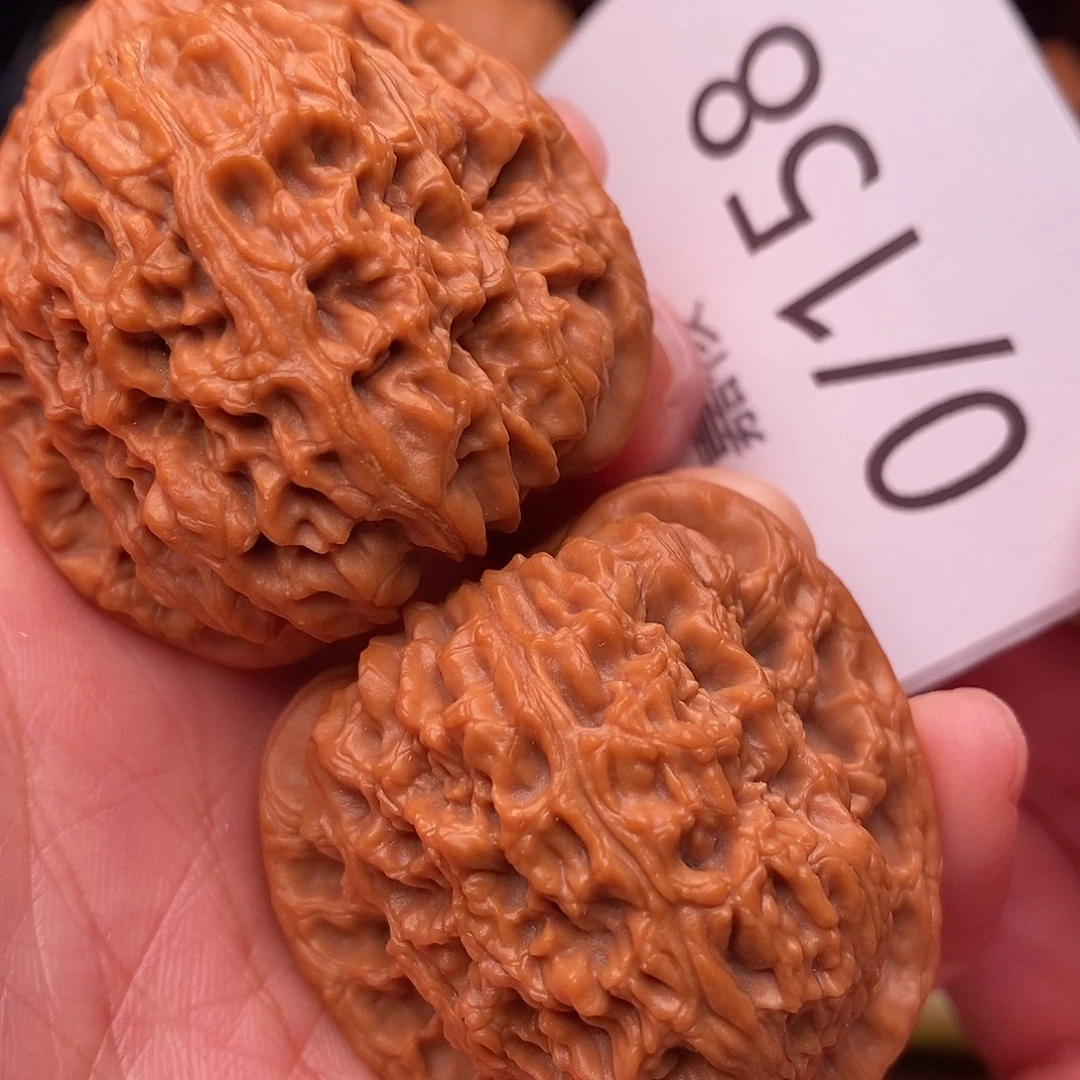 文玩核桃吊坠42高炮南疆石