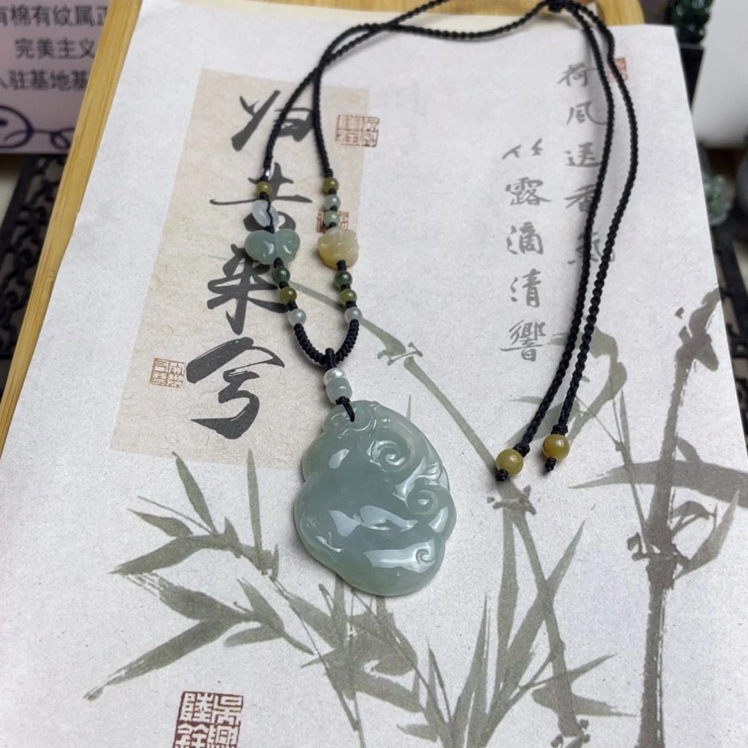 翡翠未镶嵌挂件设计款如意项链