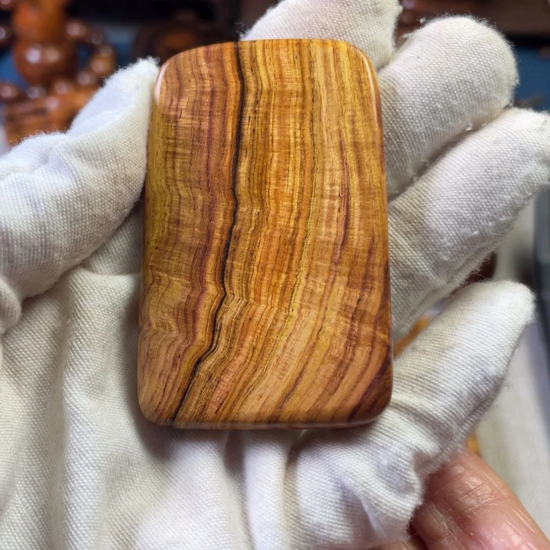 黄花梨/降香黄檀把件