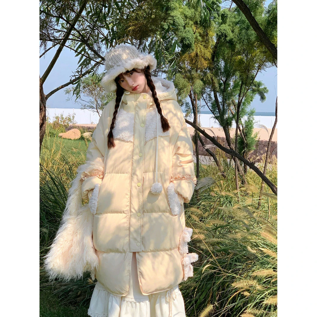 甜美气质长款连帽淡黄羊羔绒棉服女2025冬季新款加厚保暖棉衣外套