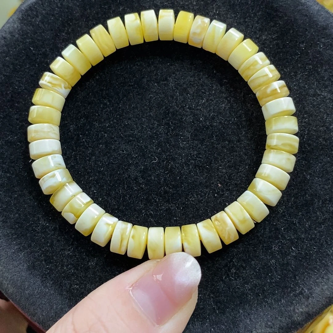 琥珀未镶嵌手串白蜡妖花