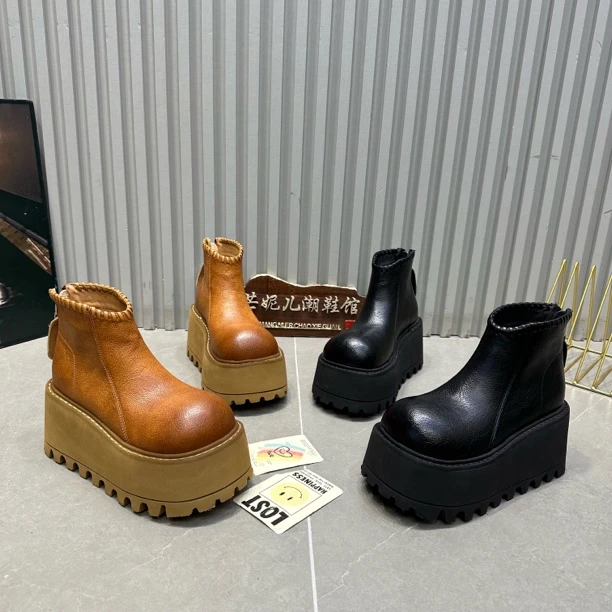 MANGNIER/欧货秋季新款时尚休闲短靴后拉链增高8.5cm松糕轻底女鞋