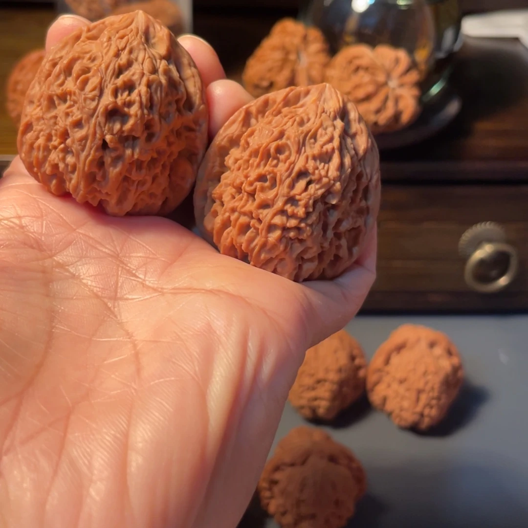 吊坠文玩核桃三角高炮