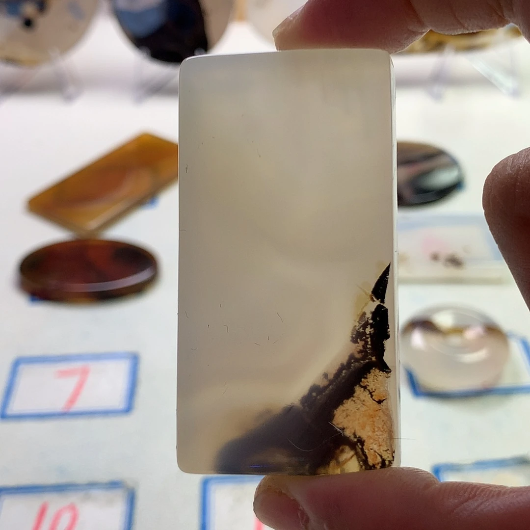 玛瑙/玉髓未镶嵌珠宝半成品