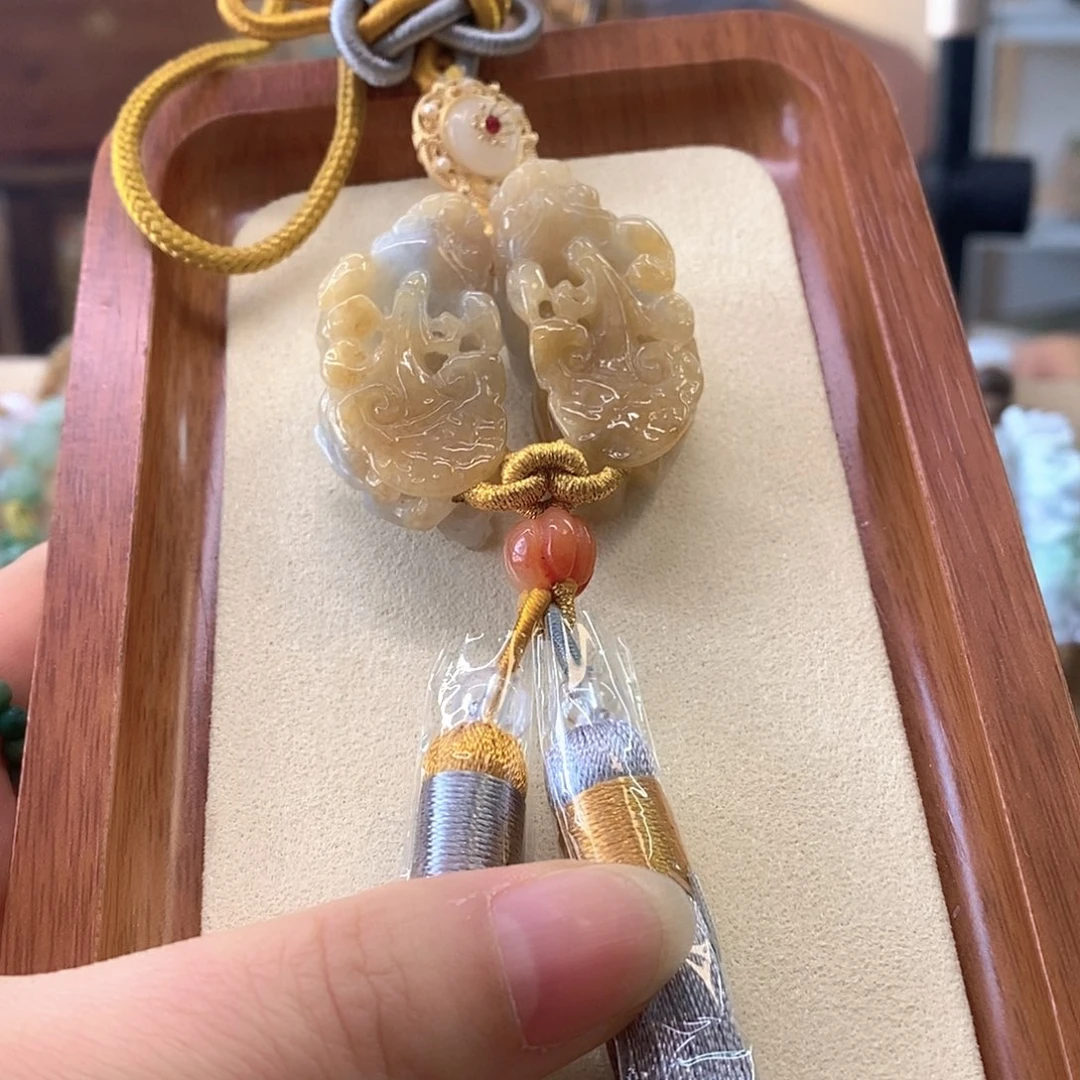 翡翠未镶嵌挂件翡翠车挂