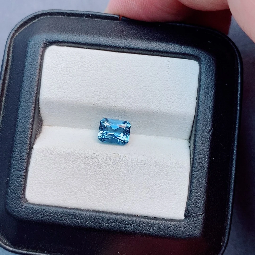 未镶嵌笔搁海蓝宝石1.26ct 吉尔德 超级圣玛利亚