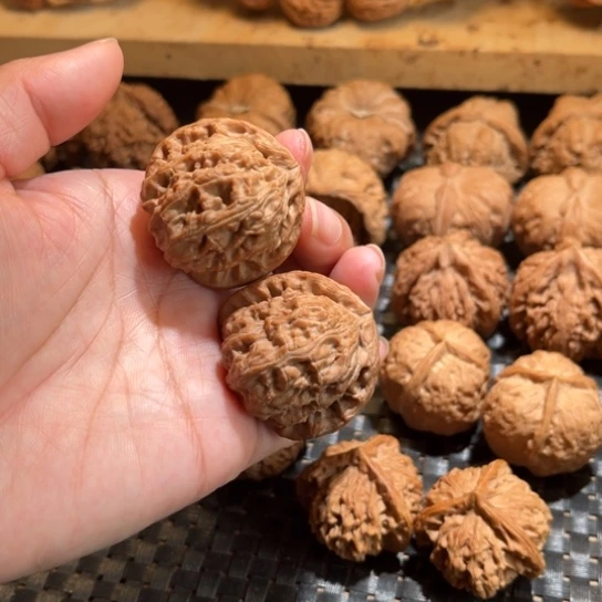 桃核吊坠文玩核桃