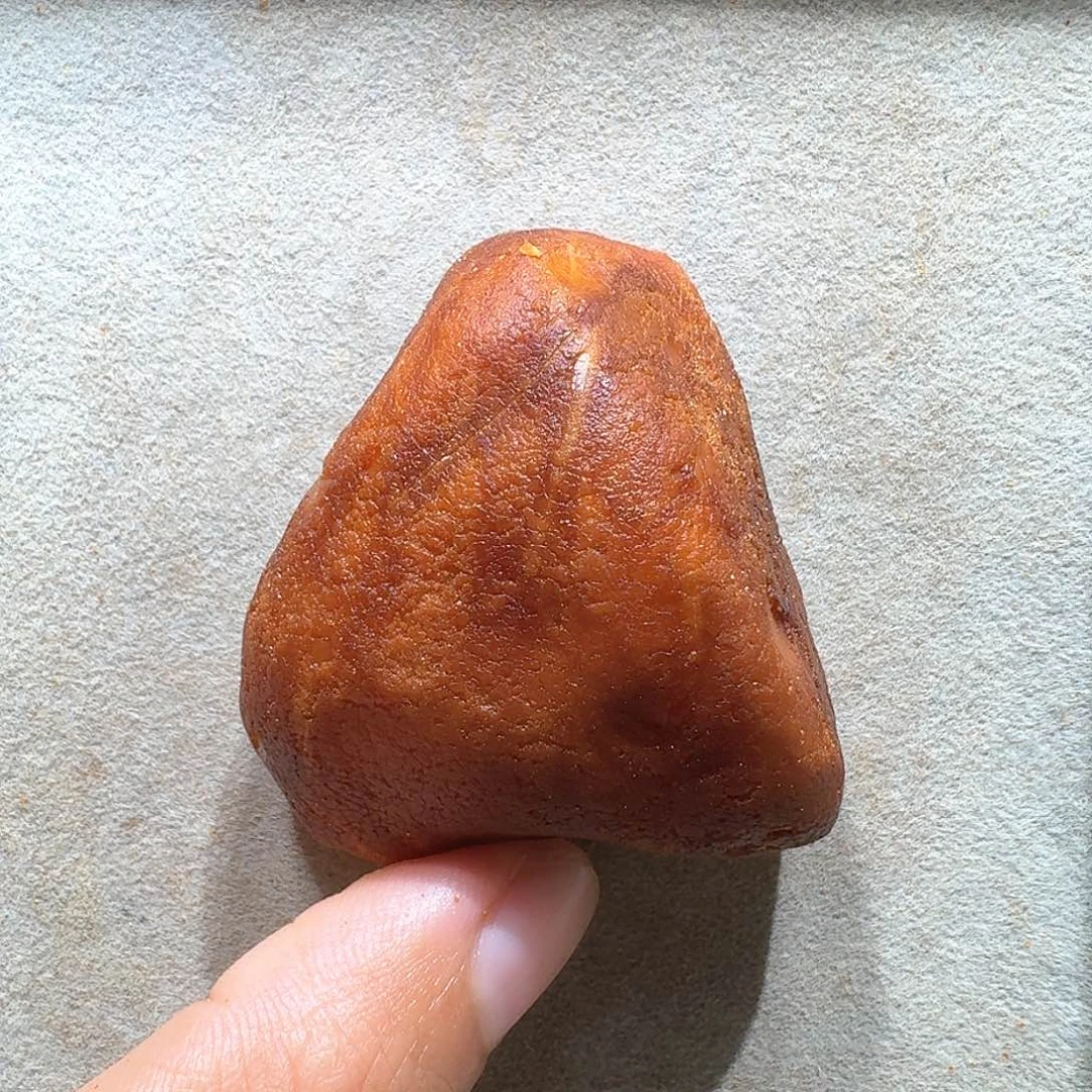 定制琥珀未镶嵌定制