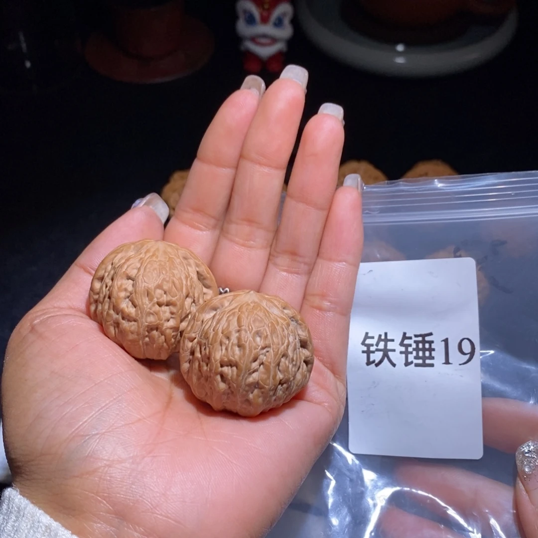 文玩核桃吊坠染*。铁锤妹妹