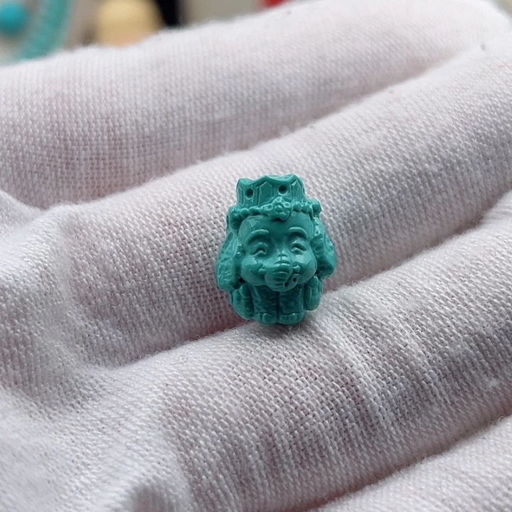 绿松石配饰未镶嵌