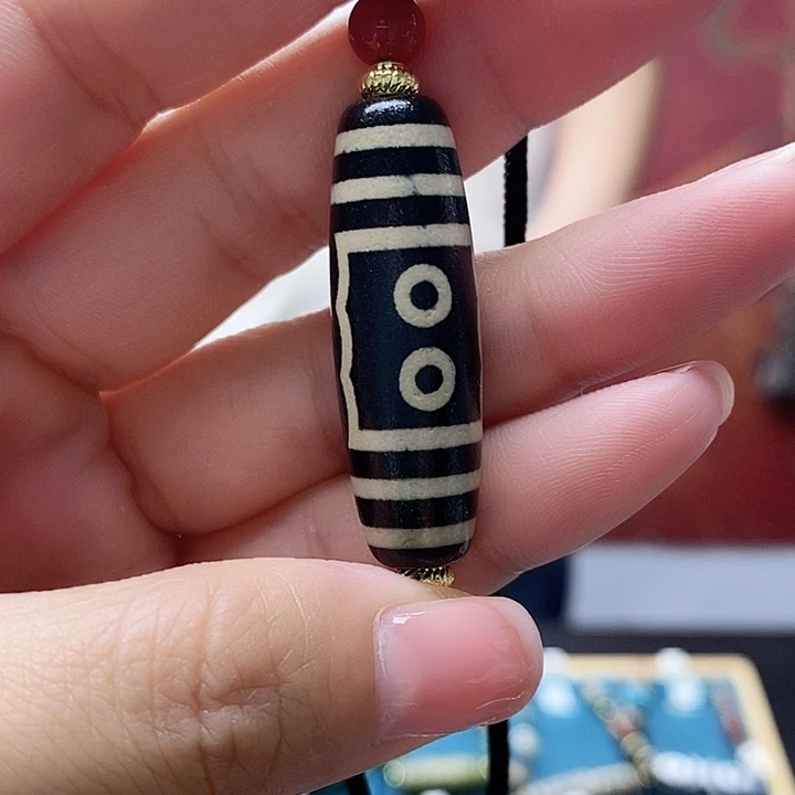 玛瑙/玉髓颈饰合金