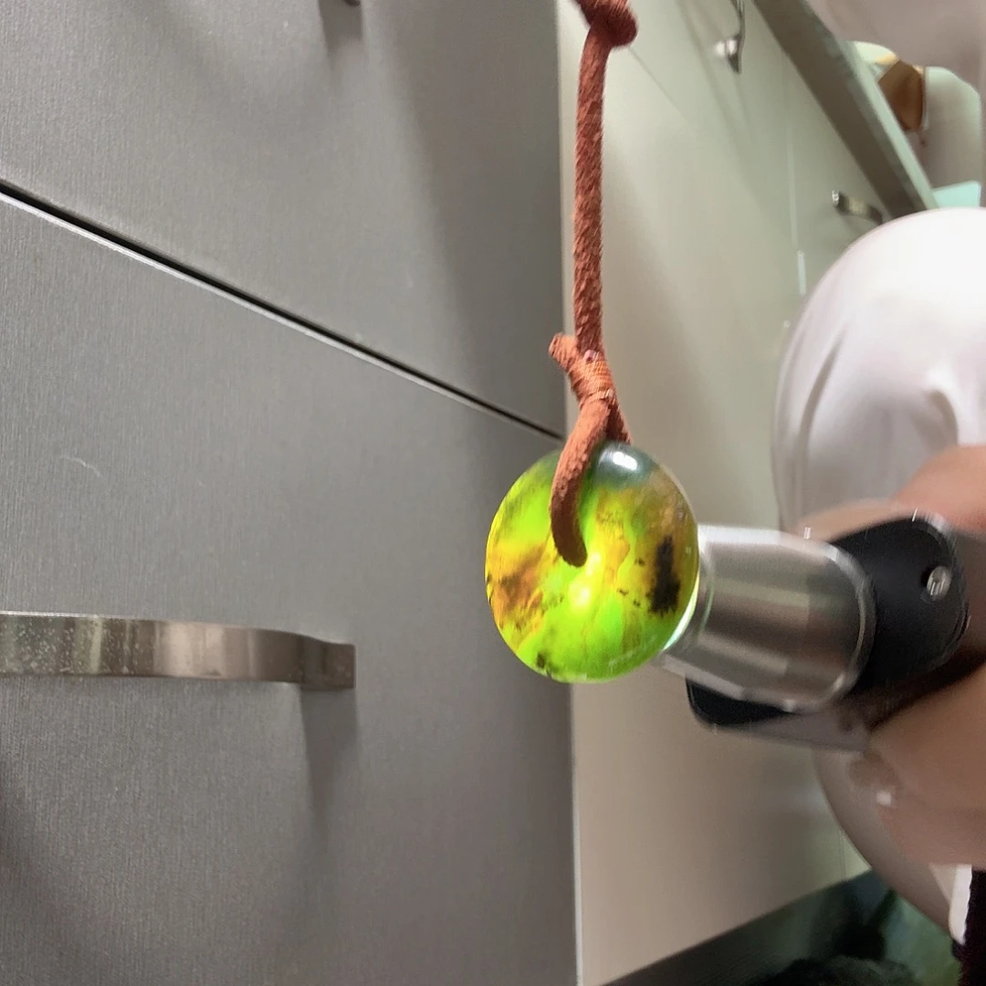 岫玉未镶嵌平安扣俏色