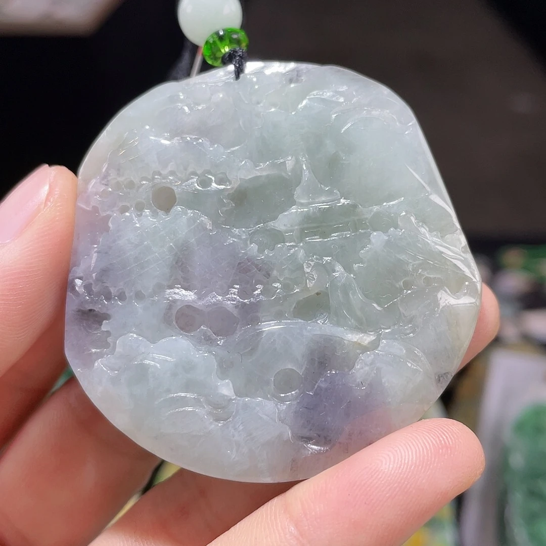 颈饰未镶嵌翡翠一个