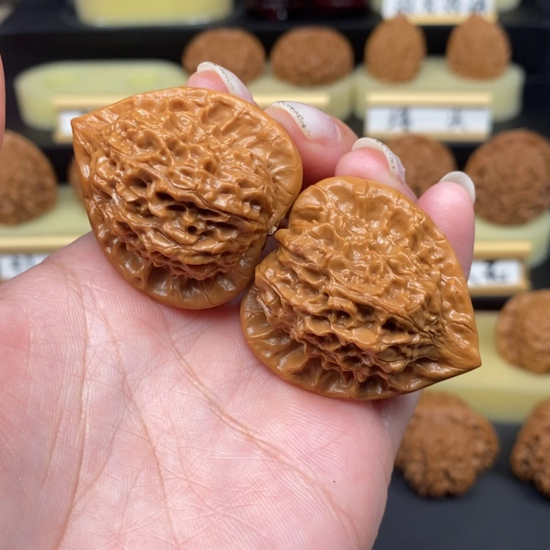 文玩核桃吊坠核***种朱雀