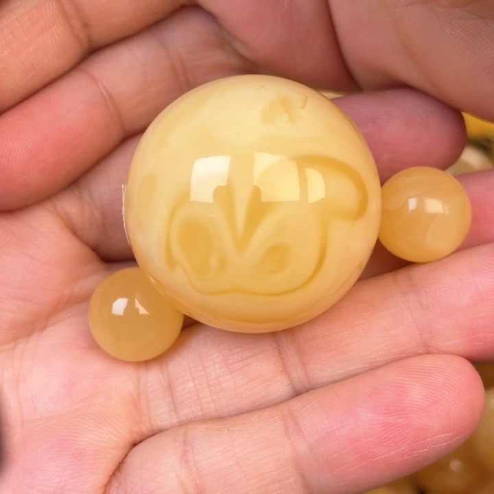 未镶嵌蜜蜡裸石笑**开蜜蜡圆珠
