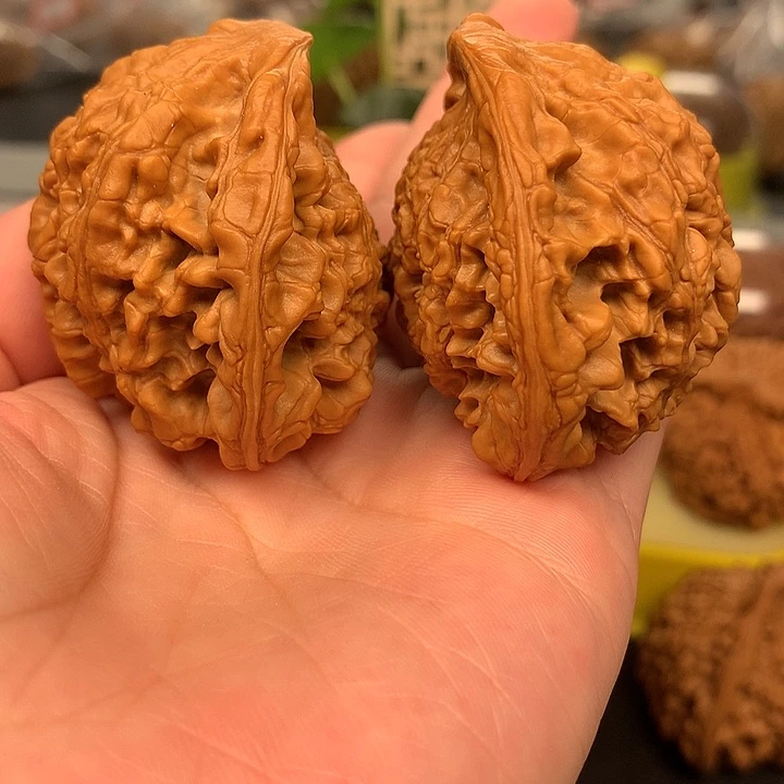 文玩核桃吊坠52蛇王