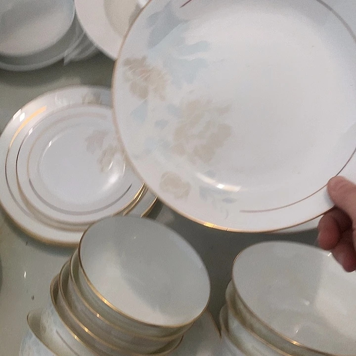 45%以上骨粉骨瓷8寸圆深盘