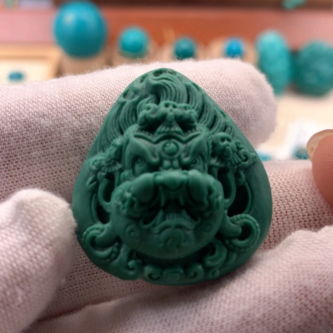 未镶嵌绿松石珠宝奇石