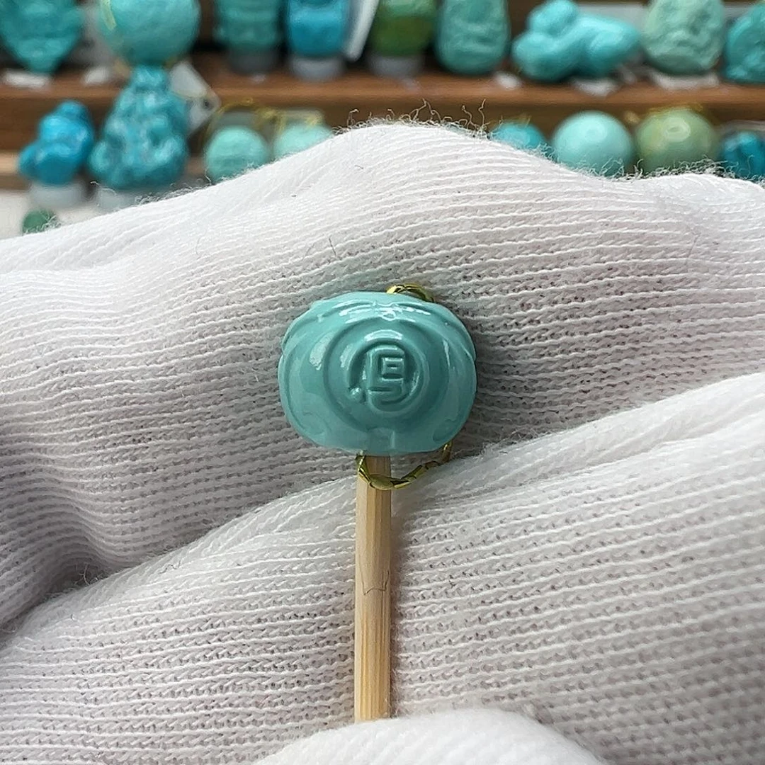 绿松石配饰未镶嵌