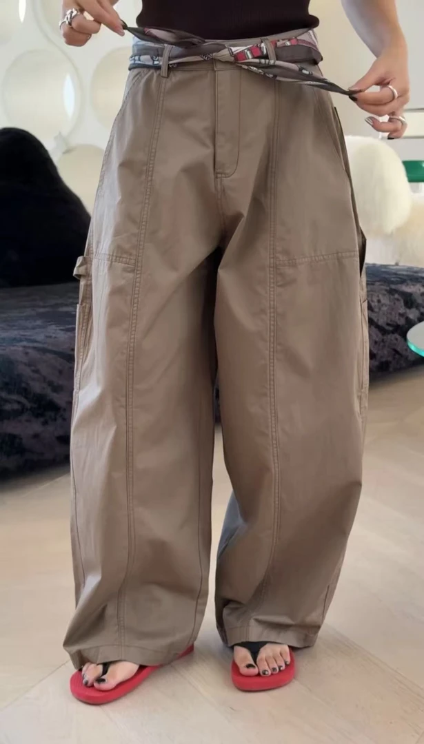 诗歌兰丝巾工装裤