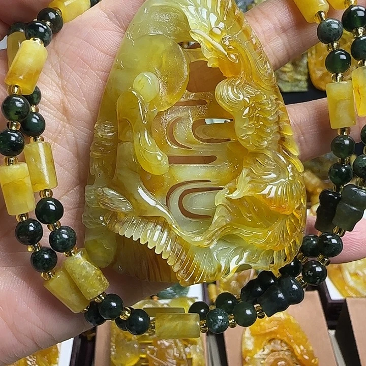 未镶嵌蛇纹石玉颈饰