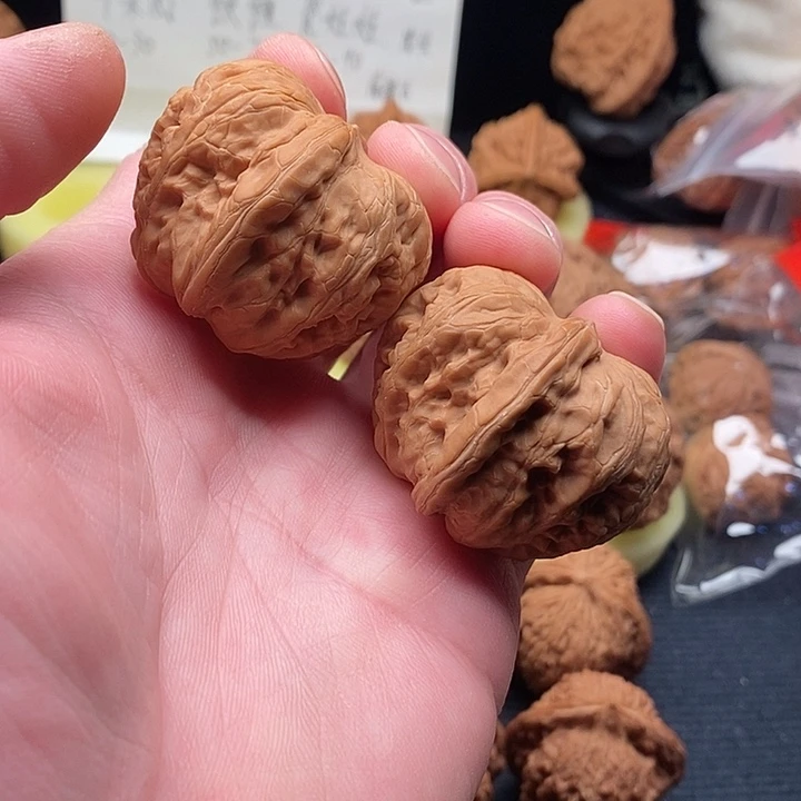 文玩核桃把件闪电111