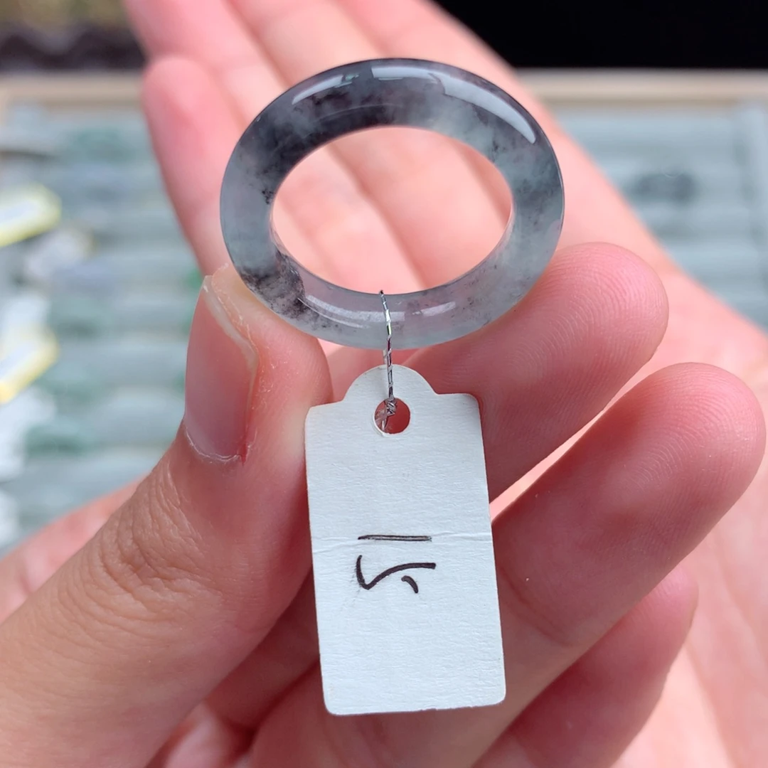 翡翠戒指未镶嵌溜***吆天然