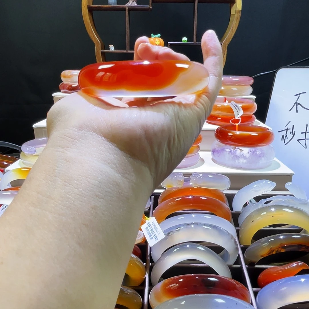 手镯玛瑙/玉髓未镶嵌
