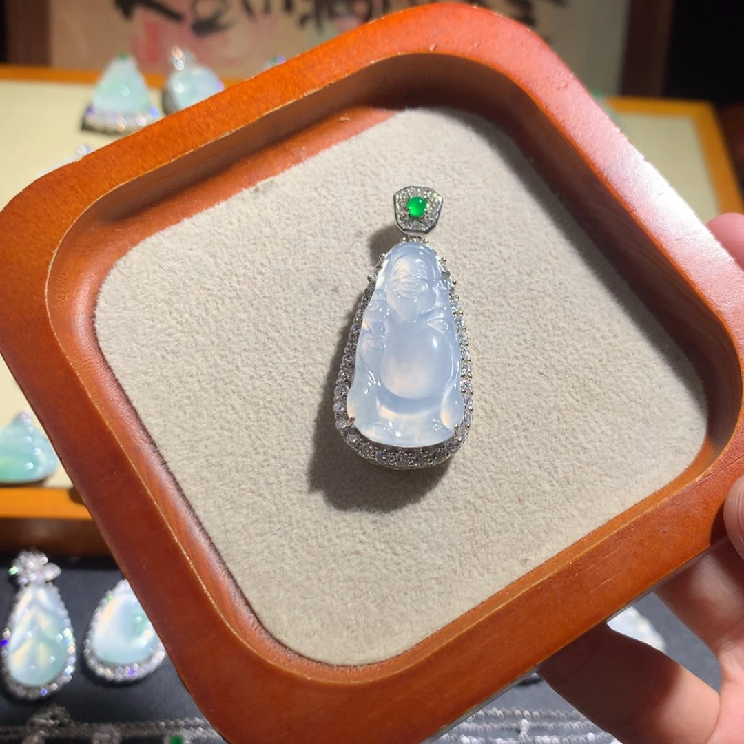 翡翠银S925镶嵌颈饰财