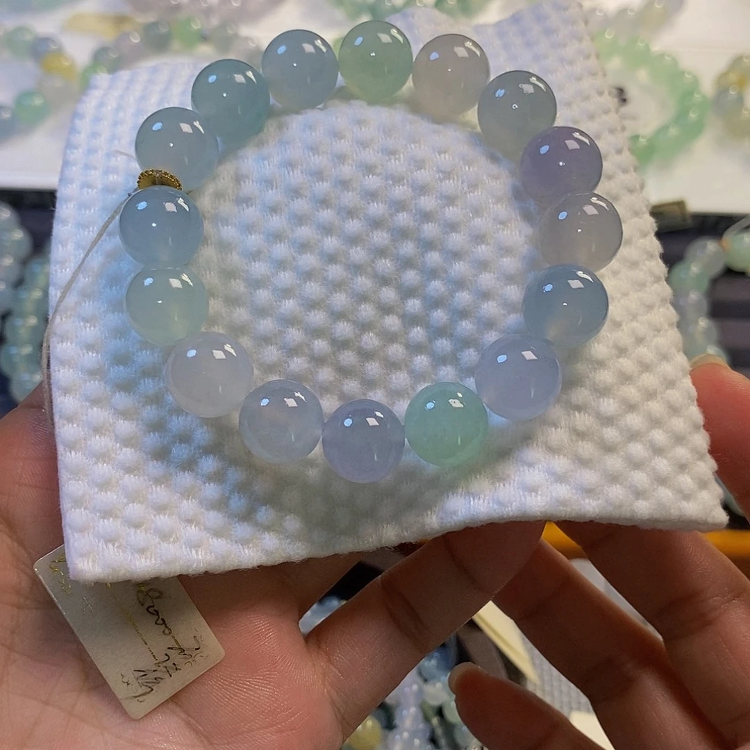 定制翡翠未镶嵌翡翠.