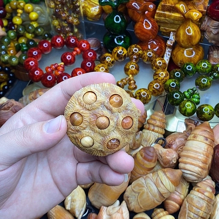 松木琥珀木文玩手串