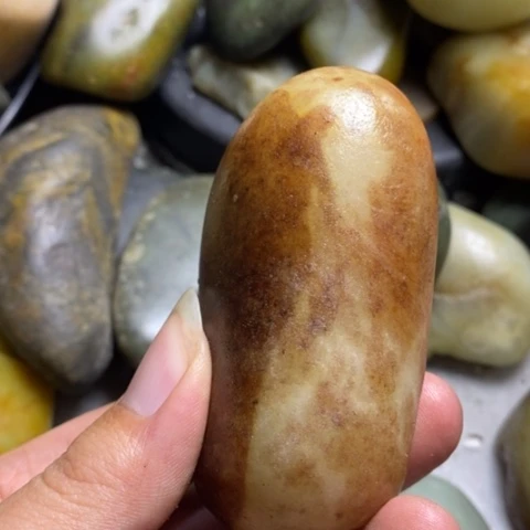 未镶嵌和田玉（糖玉）挂件