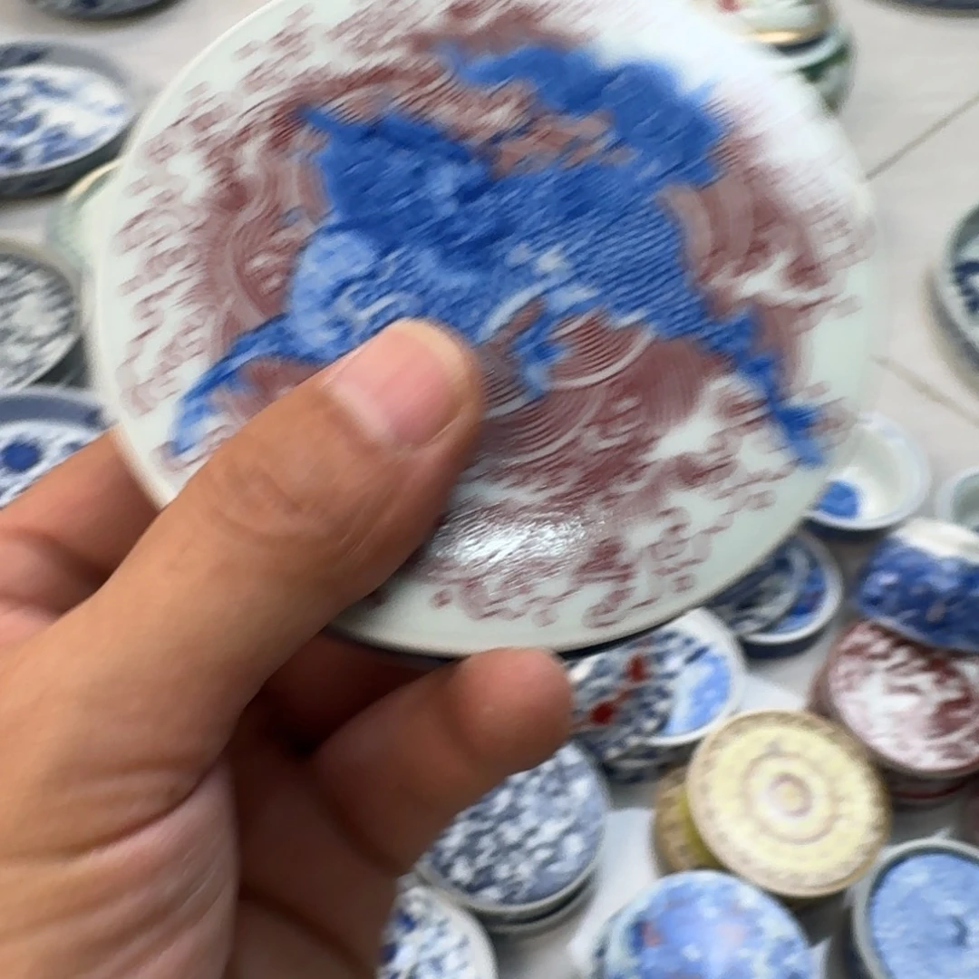 杯麒麟踏浪盖置景德镇