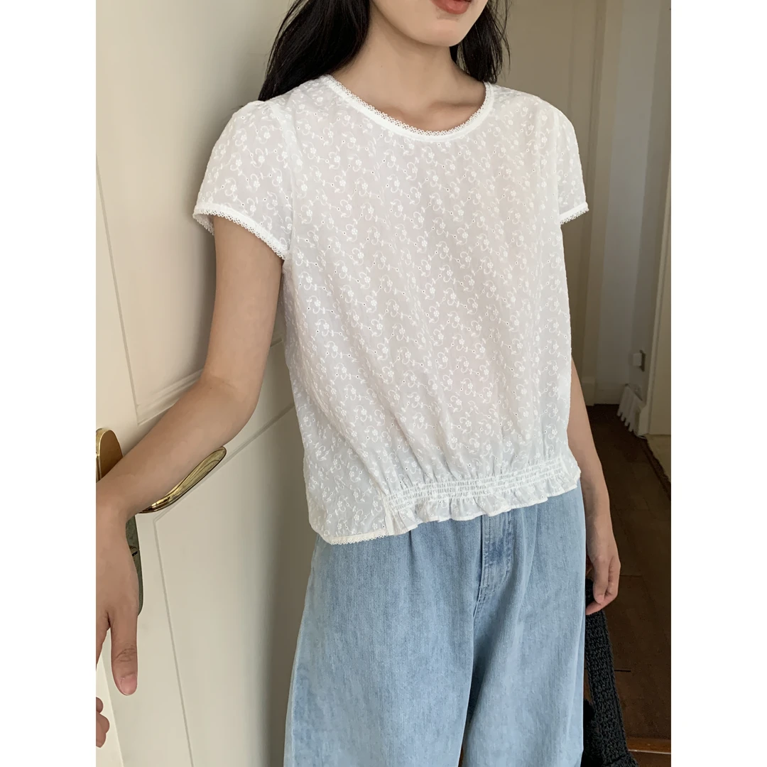 58991#OUUR#气质温柔浪漫精致刺绣花纹短袖小衫（福利）