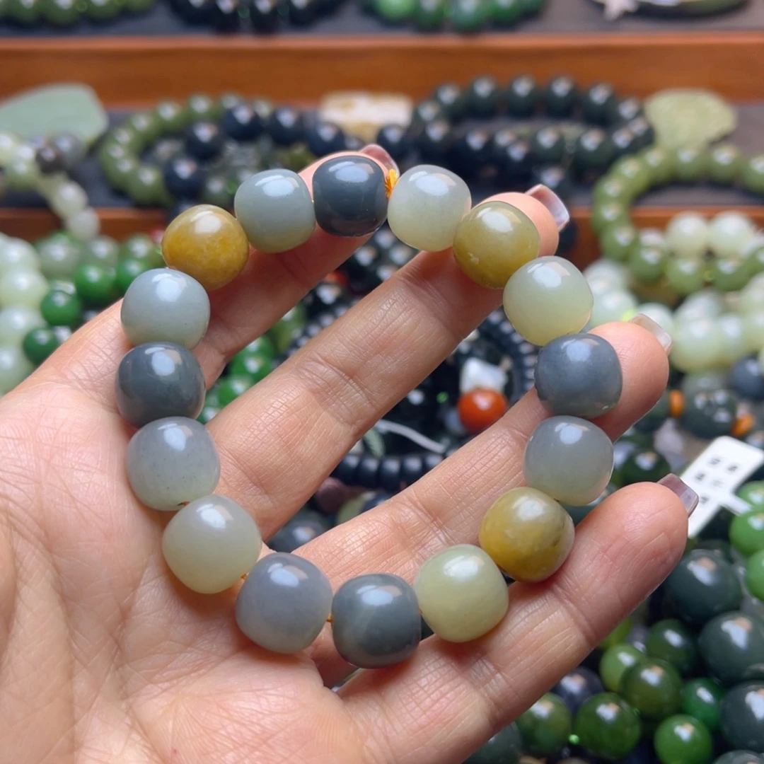 和田玉未镶嵌手链