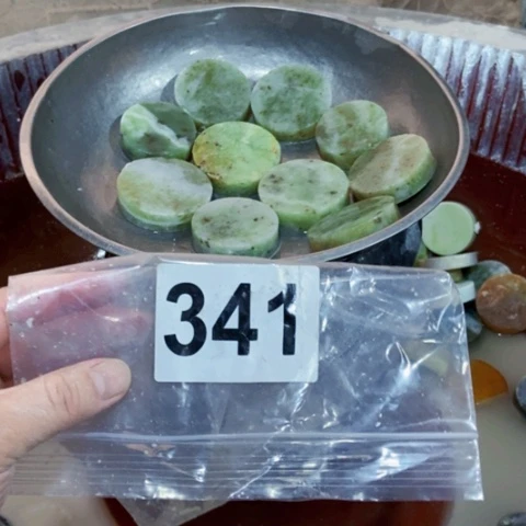 【闪购商品】蛇纹石玉珠宝半成品未镶嵌