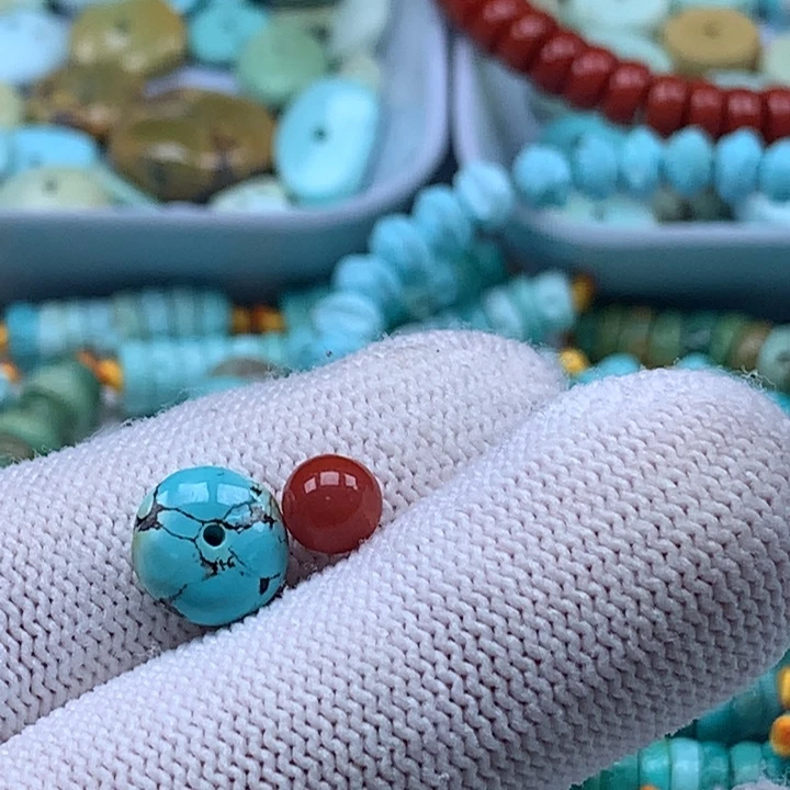 南红玛瑙未镶嵌珠宝奇石