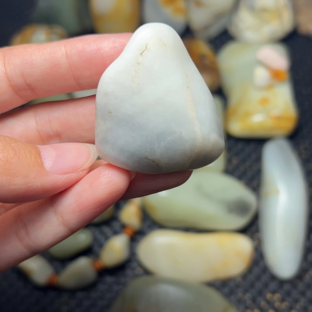 未镶嵌和田玉挂件B75