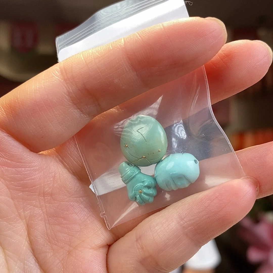 未镶嵌绿松石珠宝奇石
