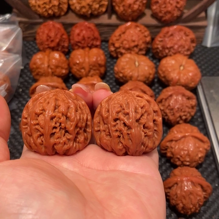 文玩核桃把件38.1尺寸粗筋2123