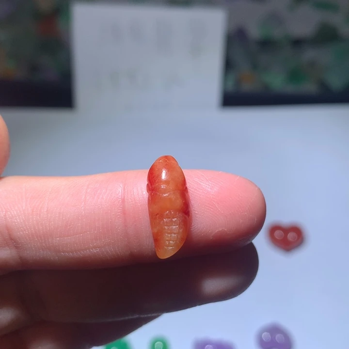 翡翠未镶嵌颈饰挂件