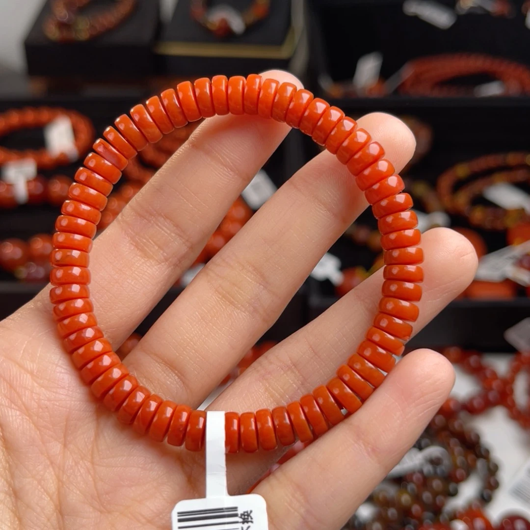 未镶嵌柿子红艳色药片7m南红玛瑙