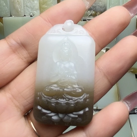颈饰未镶嵌和田玉