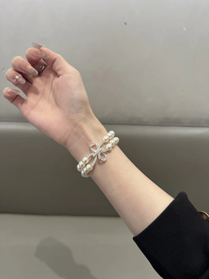 适用小米手环9表带珍珠串珠蝴蝶结8/8pro/9pro红米watch5/4表带女